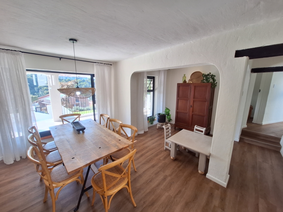 4 Bedroom Property for Sale in Wavecrest Eastern Cape